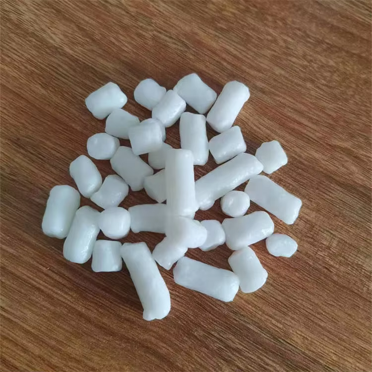 Soap Noodles 9010 - premium toilet soap noodles from leading soap noodles supplier Thailand view 1